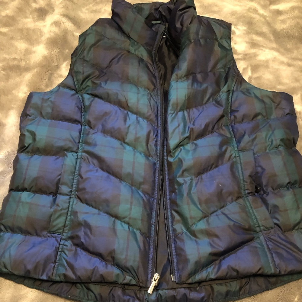 Lands' End Women's Quilted Puffer Vest in Navy and Green Plaid